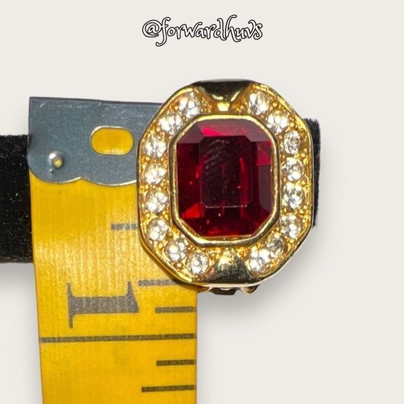 Vintage Rhinestone Earrings - Picture 4 of 8